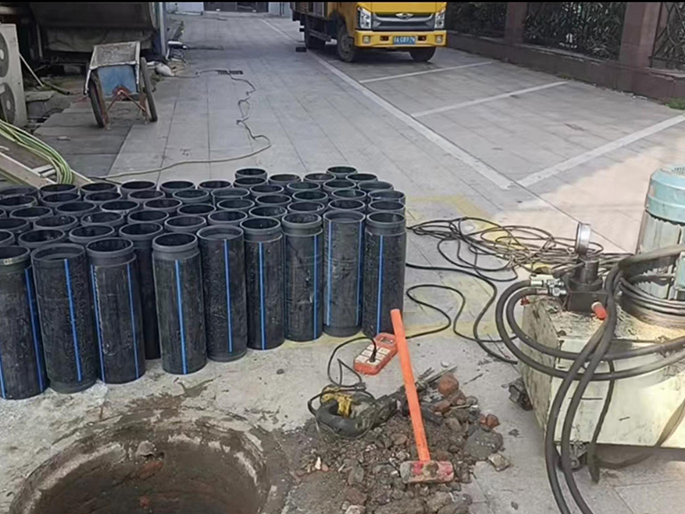 沙河口PE置换管厂家 DN315置换管 非开挖管短管置换